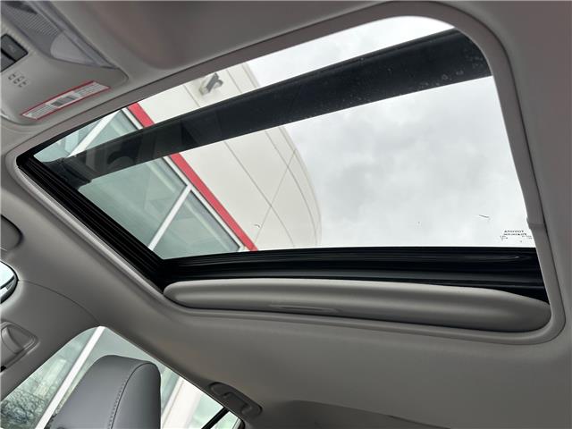 2024 Toyota RAV4 Hybrid Limited (Stk: W7046) in Cobourg - Image 8 of 31