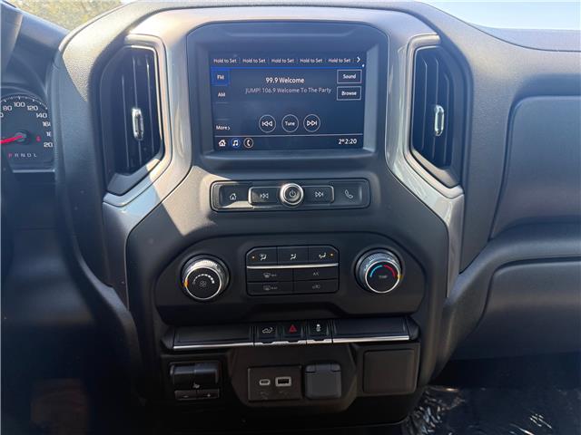2022 Chevrolet Silverado 2500HD Custom (Stk: 24735) in Pembroke - Image 20 of 25