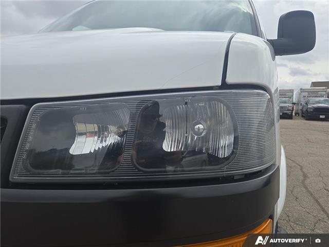 2024 Chevrolet Express 2500 Work Van (Stk: 1004) in Kitchener - Image 8 of 24