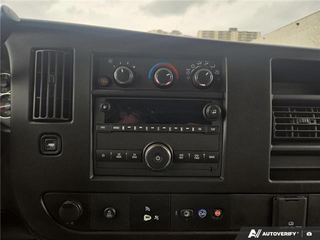 2024 Chevrolet Express 2500 Work Van (Stk: 1004) in Kitchener - Image 18 of 24