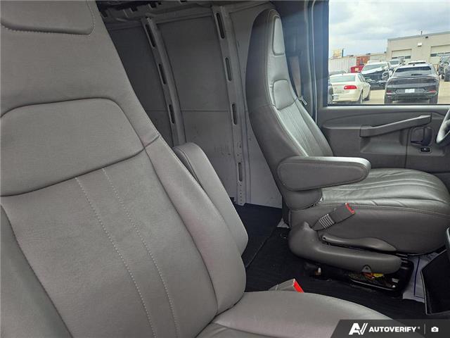 2024 Chevrolet Express 2500 Work Van (Stk: 1004) in Kitchener - Image 21 of 24