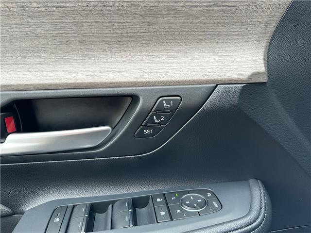 2025 Toyota Grand Highlander Limited (Stk: W7043) in Cobourg - Image 25 of 31