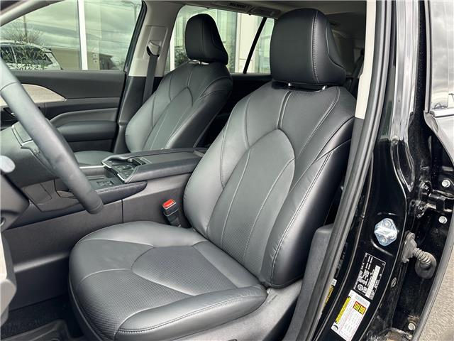 2025 Toyota Grand Highlander Limited (Stk: W7043) in Cobourg - Image 7 of 31