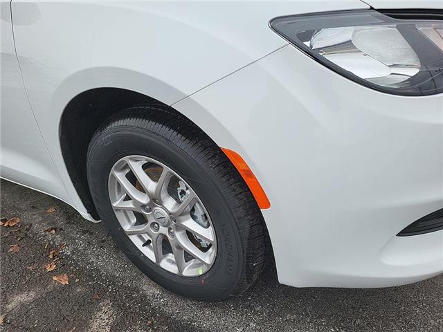 2026 Chrysler Grand Caravan SXT (Stk: 260125) in Windsor - Image 10 of 24 2026 Chrysler Grand Caravan SXT (Stk: 260125) in Windsor - Image 10 of 24