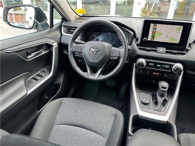 2024 Toyota RAV4 Hybrid XLE (Stk: W7028A) in Cobourg - Image 10 of 28