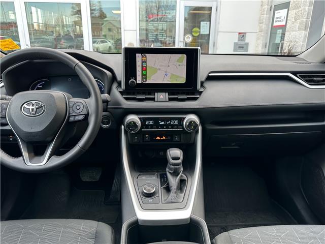 2024 Toyota RAV4 Hybrid XLE (Stk: W7028A) in Cobourg - Image 17 of 28