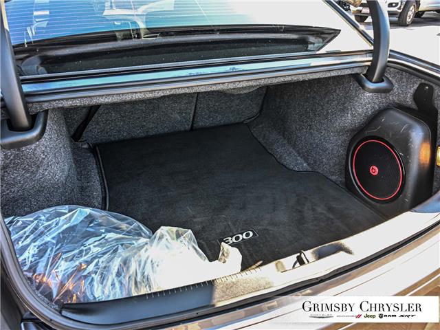 2013 Chrysler 300 S (Stk: N25200B) in Grimsby - Image 6 of 32