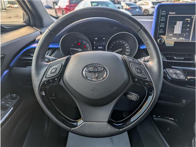 2020 Toyota C-HR XLE Premium (Stk: WN26399A) in Welland - Image 16 of 25