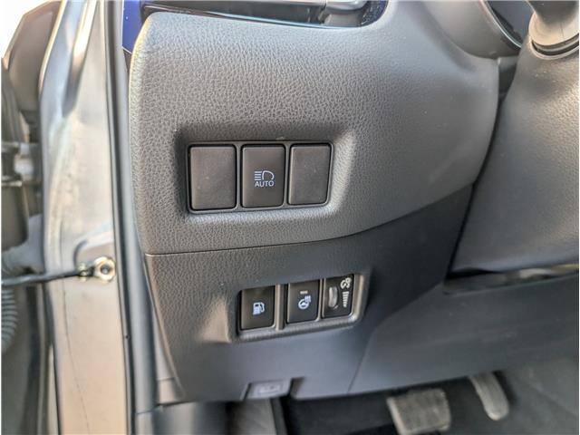 2020 Toyota C-HR XLE Premium (Stk: WN26399A) in Welland - Image 12 of 25