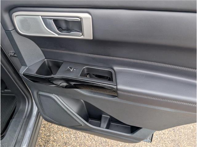 2022 Ford Explorer Platinum (Stk: T-1694A) in Calgary - Image 14 of 27