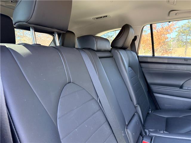 2020 Toyota Highlander XLE (Stk: 16146A) in Newmarket - Image 17 of 32