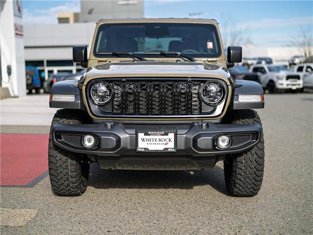 2026 Jeep Wrangler Sport (Stk: T209594) in Surrey - Image 2 of 22