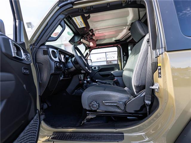 2026 Jeep Wrangler Sport (Stk: T209594) in Surrey - Image 9 of 22