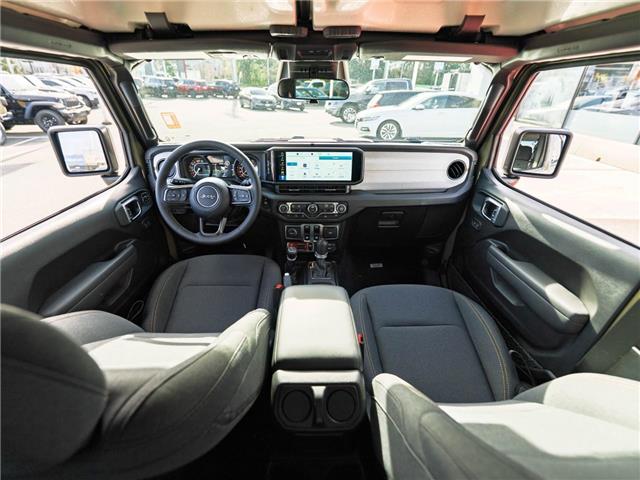 2026 Jeep Wrangler Sport (Stk: T209594) in Surrey - Image 10 of 22