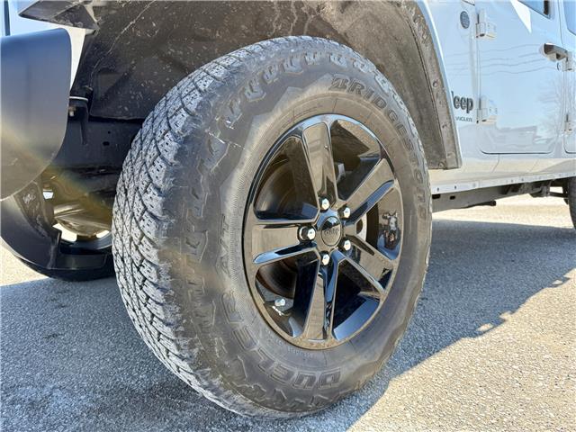 2023 Jeep Wrangler Sahara (Stk: W588575P) in WHITBY - Image 11 of 41