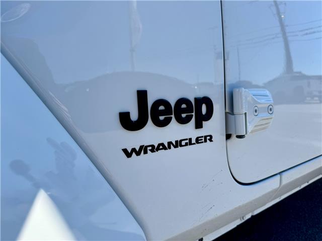 2023 Jeep Wrangler Sahara (Stk: W588575P) in WHITBY - Image 13 of 41