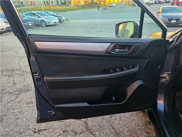 2015 Subaru Outback 2.5i Touring Package (Stk: 2603098) in Waterloo - Image 12 of 28