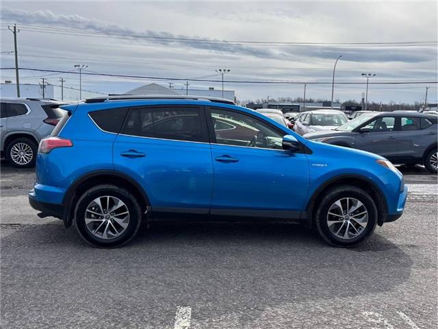 2017 Toyota RAV4 Hybrid LE+ (Stk: 2603109) in Waterloo - Image 3 of 8