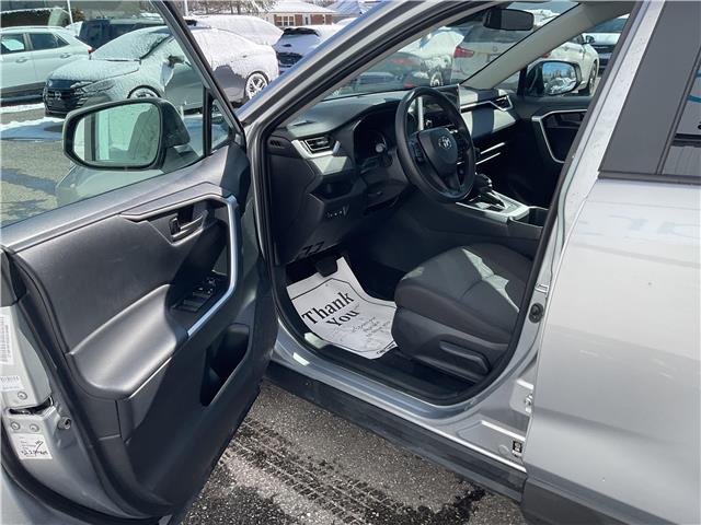 2025 Toyota RAV4 LE (Stk: 260258) in Ottawa Central - Image 8 of 17