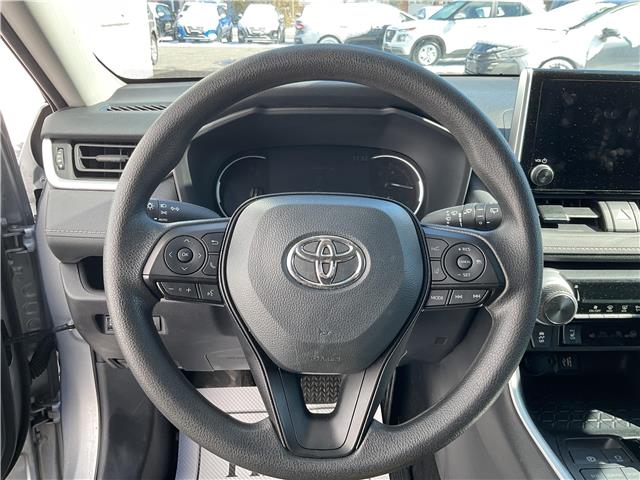 2025 Toyota RAV4 LE (Stk: 260258) in Ottawa Central - Image 12 of 17