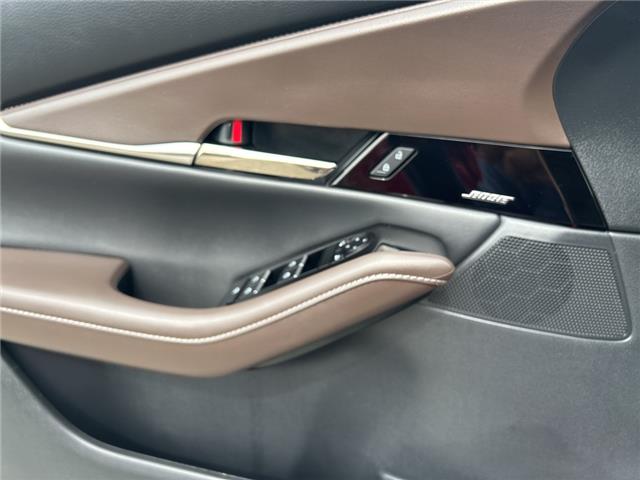 2023 Mazda CX-30 GT (Stk: P4939) in Surrey - Image 14 of 15