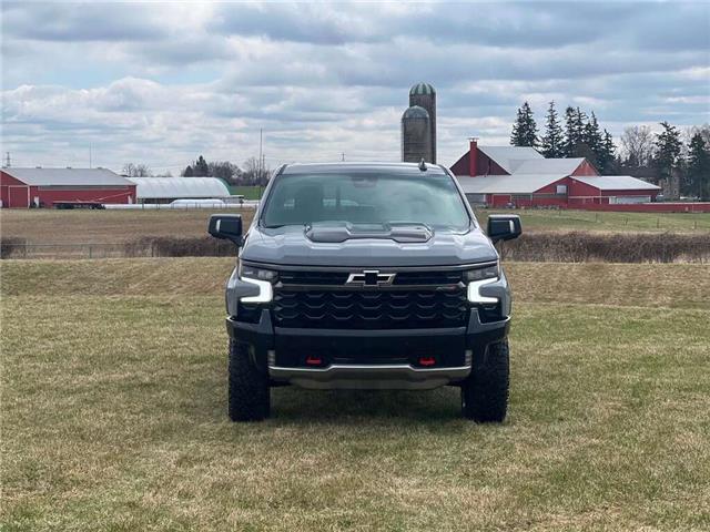 2025 Chevrolet Silverado 1500 ZR2 (Stk: 924870) in New Hamburg - Image 2 of 21