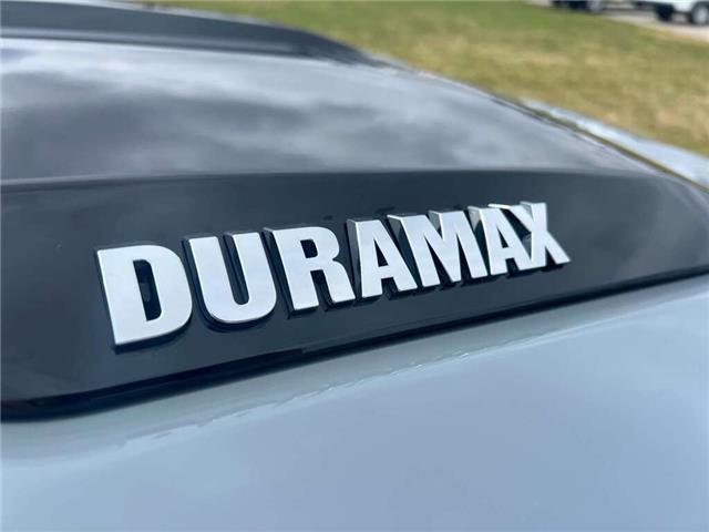 2025 Chevrolet Silverado 1500 ZR2 (Stk: 924870) in New Hamburg - Image 10 of 21