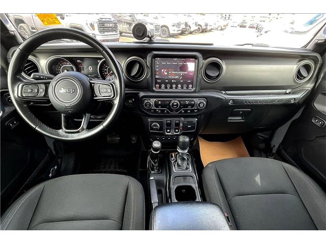 2021 Jeep Wrangler Sport (Stk: 45522U) in Calgary - Image 15 of 32