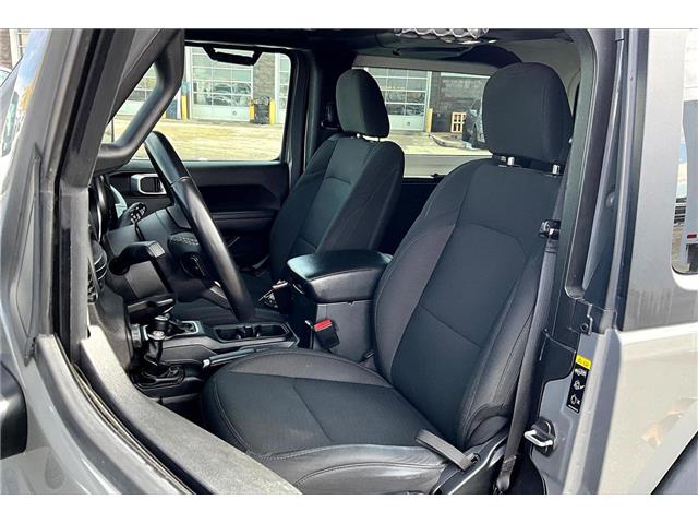 2021 Jeep Wrangler Sport (Stk: 45522U) in Calgary - Image 24 of 32