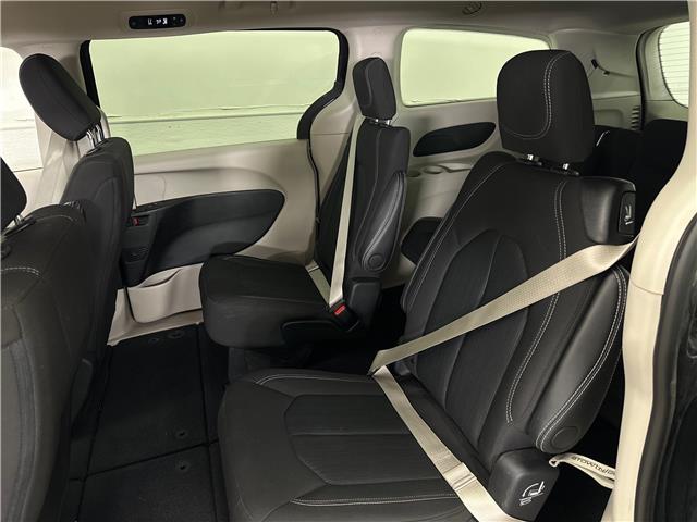 2024 Chrysler Grand Caravan SXT (Stk: 43835J) in Belleville - Image 8 of 34