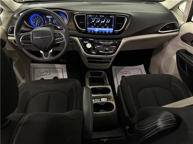 2024 Chrysler Grand Caravan SXT (Stk: 43835J) in Belleville - Image 11 of 34