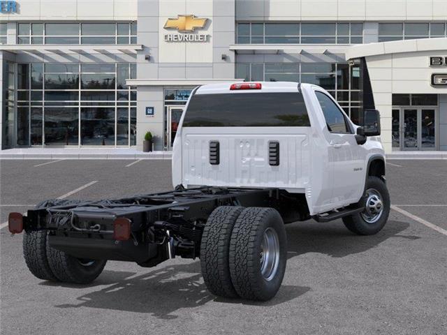 2026 Chevrolet Silverado 3500HD Chassis Work Truck (Stk: TF262178) in Calgary - Image 4 of 24