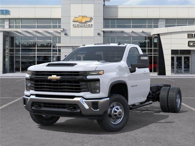 2026 Chevrolet Silverado 3500HD Chassis Work Truck (Stk: TF262178) in Calgary - Image 6 of 24