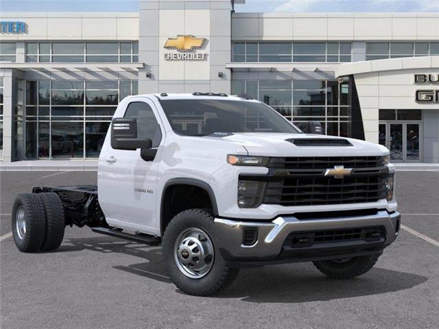 2026 Chevrolet Silverado 3500HD Chassis Work Truck (Stk: TF262178) in Calgary - Image 7 of 24