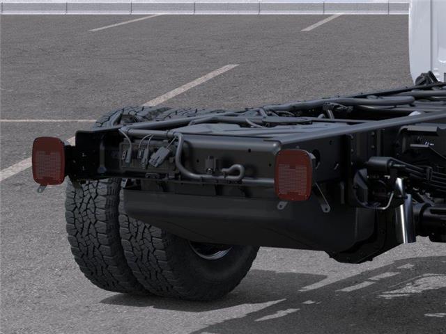 2026 Chevrolet Silverado 3500HD Chassis Work Truck (Stk: TF262178) in Calgary - Image 11 of 24