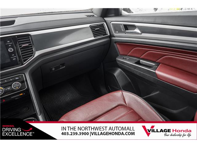 2023 Volkswagen Atlas Cross Sport 3.6 FSI Execline (Stk: TVW9081) in Calgary - Image 30 of 33