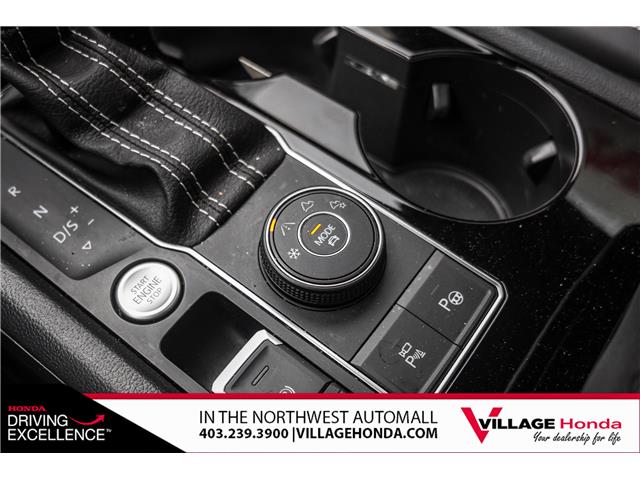 2023 Volkswagen Atlas Cross Sport 3.6 FSI Execline (Stk: TVW9081) in Calgary - Image 22 of 33