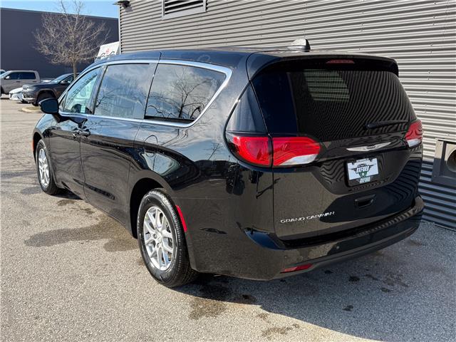 2026 Chrysler Grand Caravan SXT (Stk: 26235) in London - Image 4 of 28