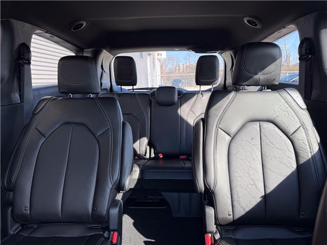 2026 Chrysler Grand Caravan SXT (Stk: 26235) in London - Image 14 of 28