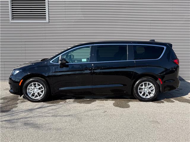 2026 Chrysler Grand Caravan SXT (Stk: 26236) in London - Image 3 of 28