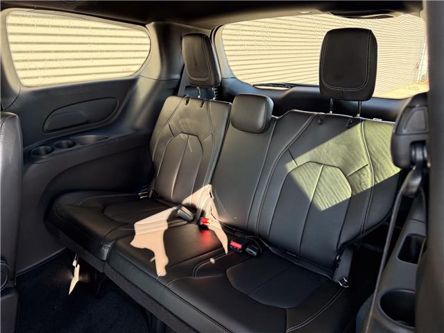 2026 Chrysler Grand Caravan SXT (Stk: 26236) in London - Image 13 of 28