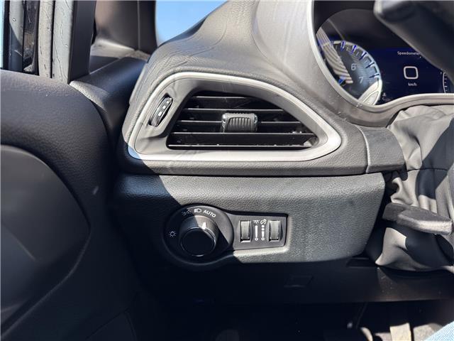 2026 Chrysler Grand Caravan SXT (Stk: 26237) in London - Image 23 of 28