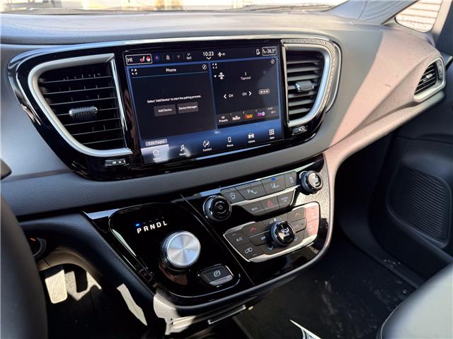 2026 Chrysler Grand Caravan SXT (Stk: 26237) in London - Image 18 of 28