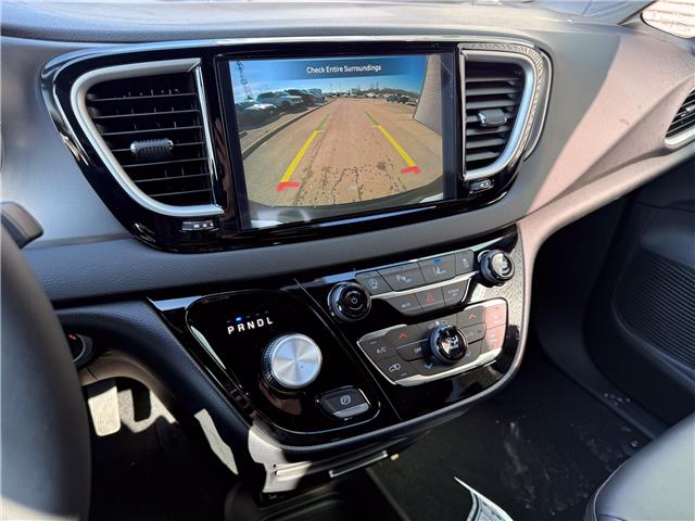 2026 Chrysler Grand Caravan SXT (Stk: 26237) in London - Image 19 of 28