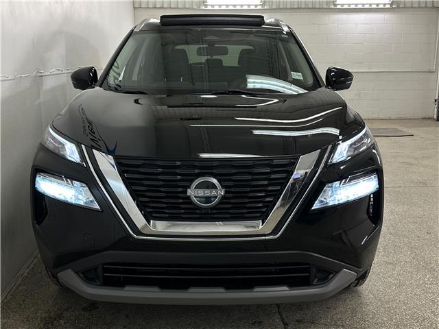 2023 Nissan Rogue SV Moonroof (Stk: 43756J) in Belleville - Image 2 of 31