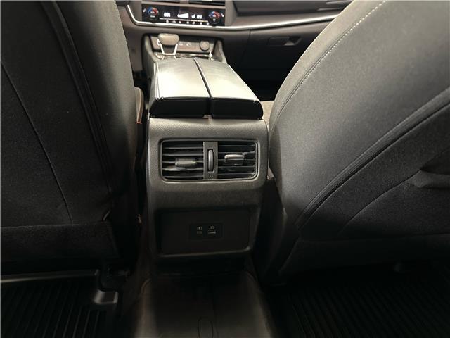 2023 Nissan Rogue SV Moonroof (Stk: 43756J) in Belleville - Image 9 of 31