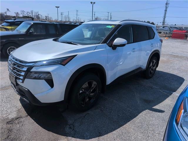 2026 Nissan Rogue SV Moonroof (Stk: 26096) in Sarnia - Image 1 of 3