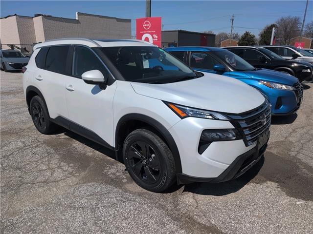 2026 Nissan Rogue SV Moonroof (Stk: 26096) in Sarnia - Image 3 of 3
