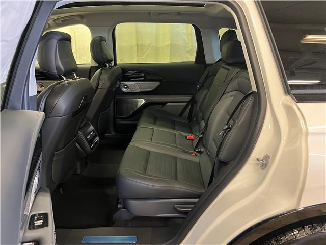 2026 Lincoln Nautilus Reserve (Stk: 26NT3) in St.Paul - Image 5 of 10