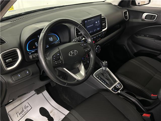 2024 Hyundai Venue Preferred (Stk: 43782J) in Belleville - Image 9 of 27